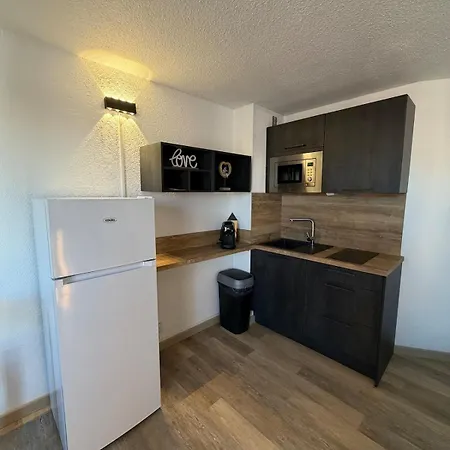 Apartment Pour 4 Personnes - Piscine- Ascenseur